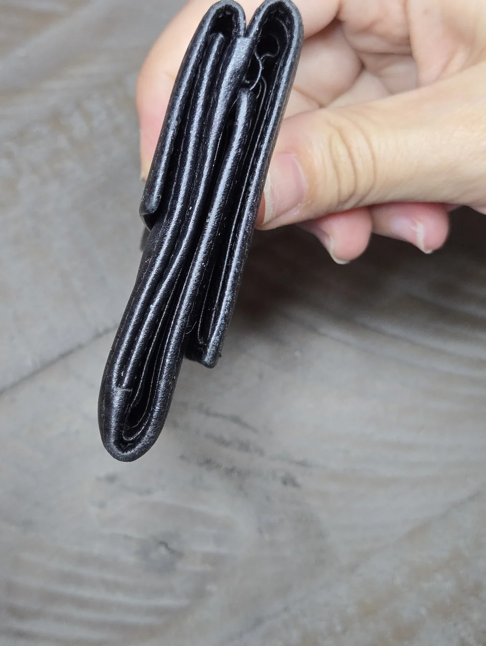 Prada Saffiano Trifold Wallet, Men's Or Women's - Picture 9 of 13